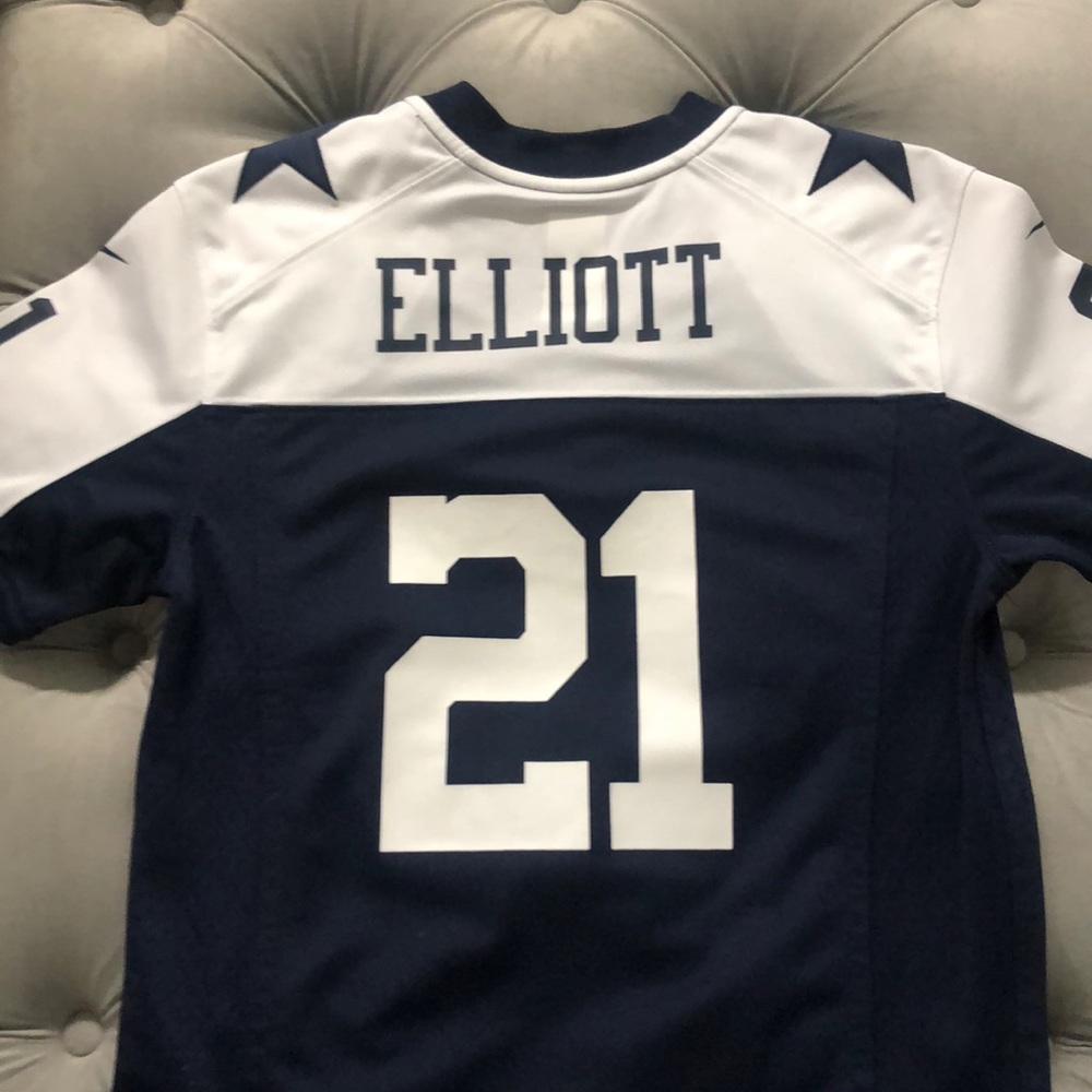 NFL Jersey- Elliott